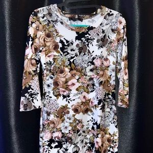 Vibe Sportswear Stretchy Floral Midi Dress Size Medium